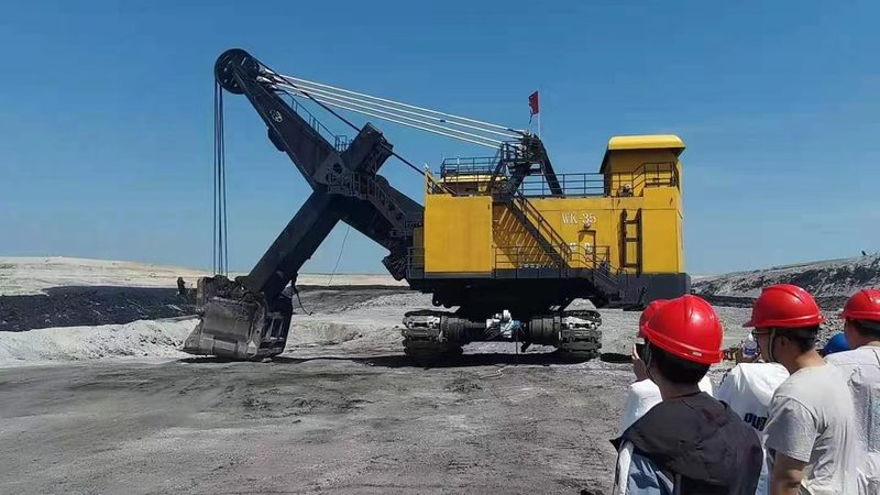 小型工程机械定制流程：从需求出发，打造专属解决方案