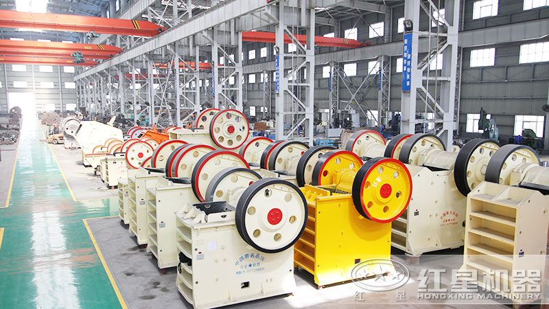 破碎机刀片材质9CrSi与CrWMn：性能对比与选型解析
